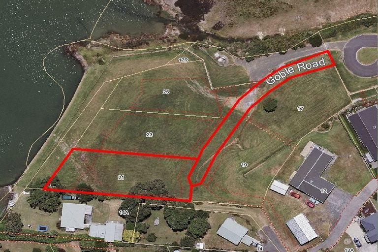 Photo of property in 21 Goble Road, Clarks Beach, 2679