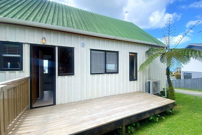 Photo of property in 18 Aurora Avenue, Snells Beach, 0920