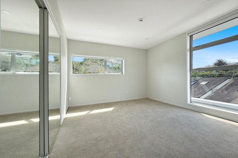 Photo of property in 3/18a King Edward Parade, Devonport, Auckland, 0624