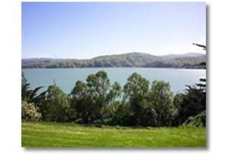 Photo of property in 300b Paremata Road, Whitby, Porirua, 5381