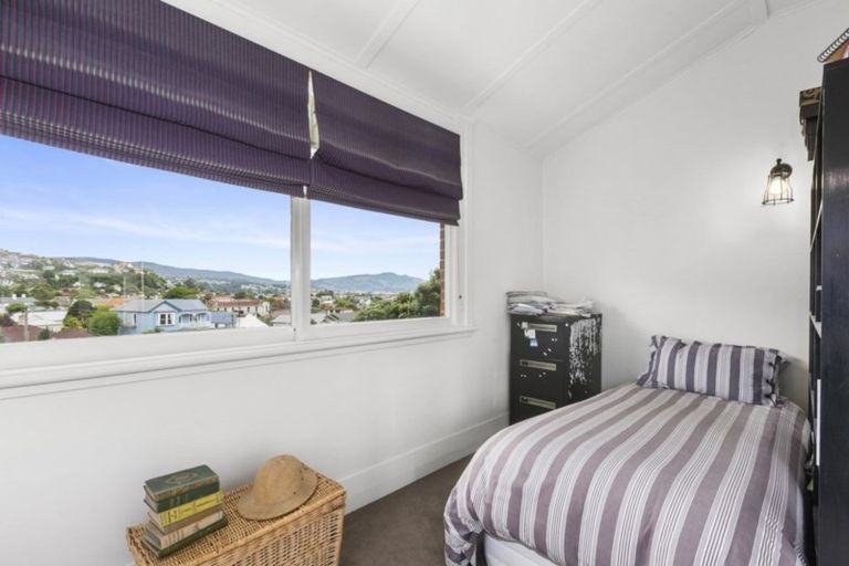 Photo of property in 18 Cliffs Road, Saint Clair, Dunedin, 9012