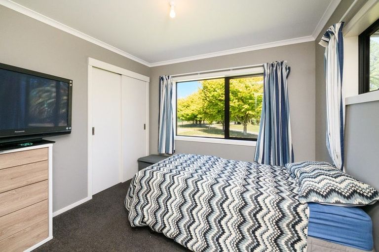 Photo of property in 17 Coulters Line, Kiwitea, Feilding, 4777