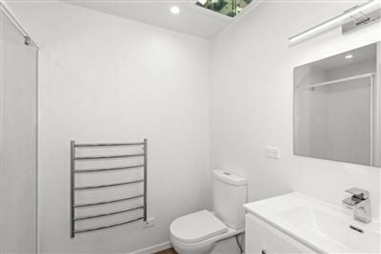 Photo of property in 3/444 Hibiscus Coast Highway, Orewa, 0931