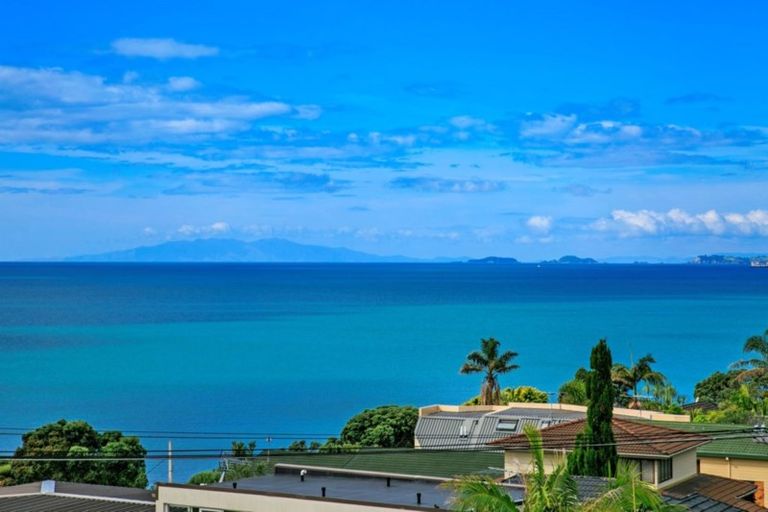 Photo of property in 74 Churchill Road, Murrays Bay, Auckland, 0630