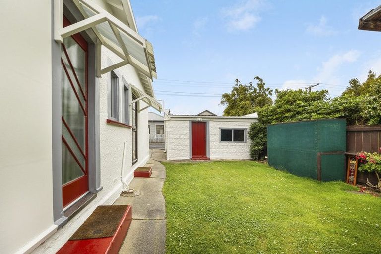 Photo of property in 43 Melbourne Street, South Dunedin, Dunedin, 9012