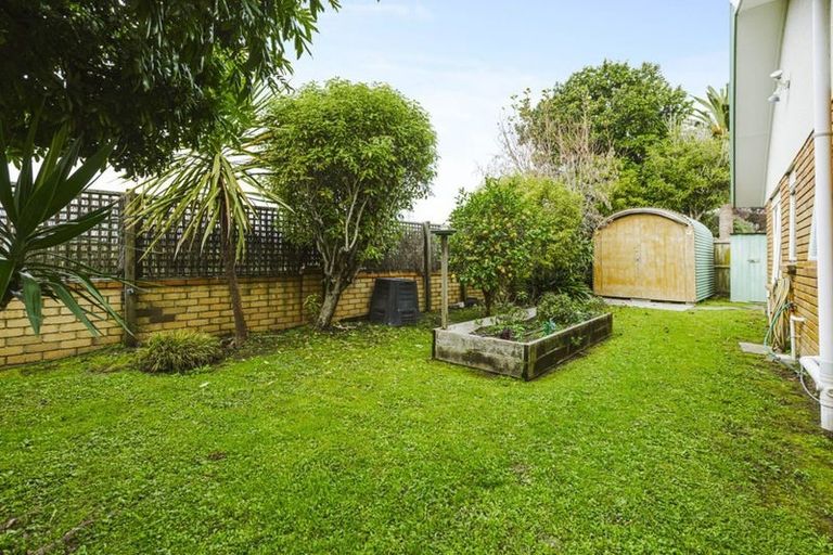 Photo of property in 15 Sheriff Place, Randwick Park, Auckland, 2105