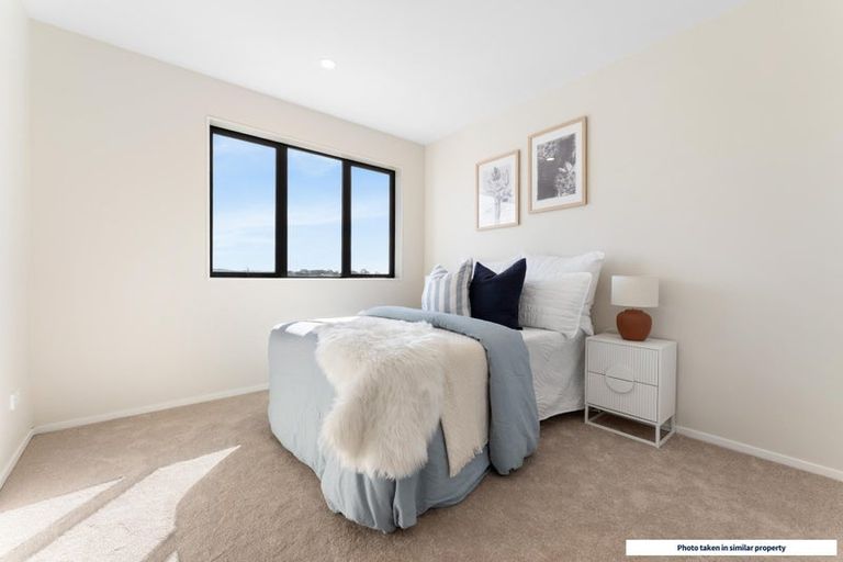 Photo of property in 2a Puwha Street, Massey, 0614