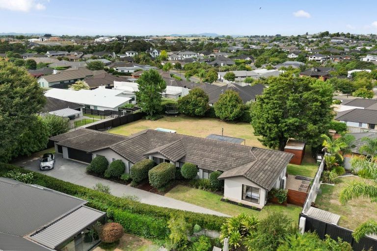 Photo of property in 16 Hampshire Court, Flagstaff, Hamilton, 3210