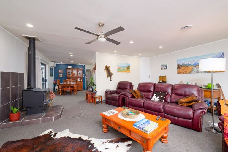 Photo of property in 12 Achray Street, Waiau, 7332