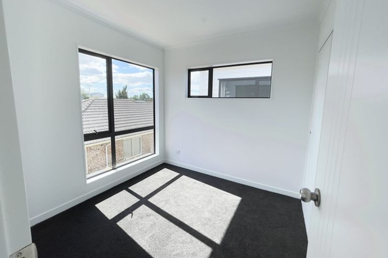 Photo of property in 127b Russell Road, Manurewa, Auckland, 2102
