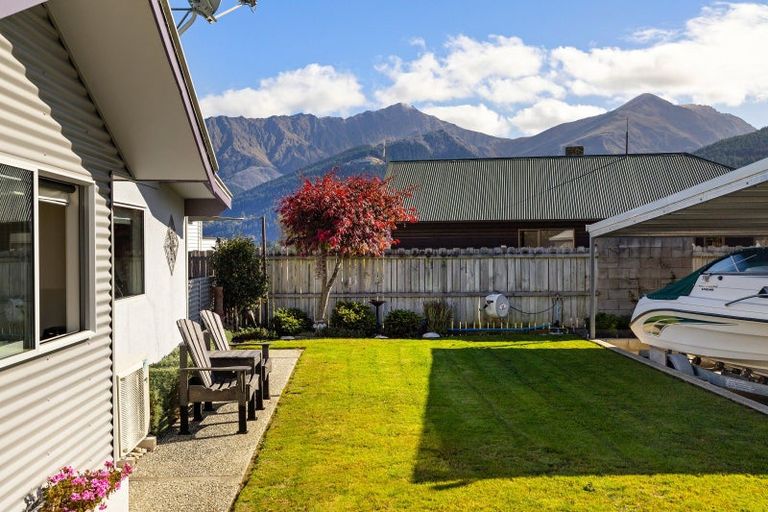 Photo of property in 1 Kelvin Place, Kelvin Heights, Queenstown, 9300
