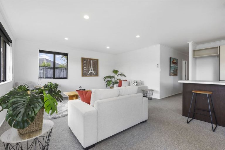 Photo of property in 64 Coleraine Drive, Rototuna, Hamilton, 3210