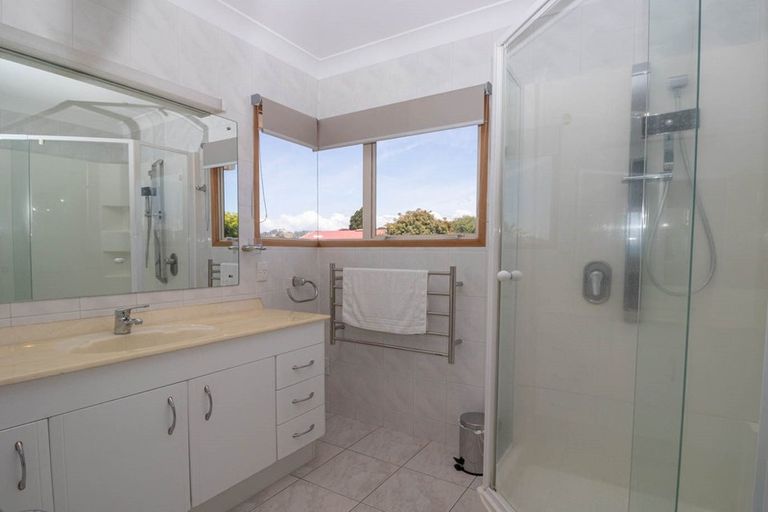 Photo of property in 32 Ngakoti Street, Urenui, 4375