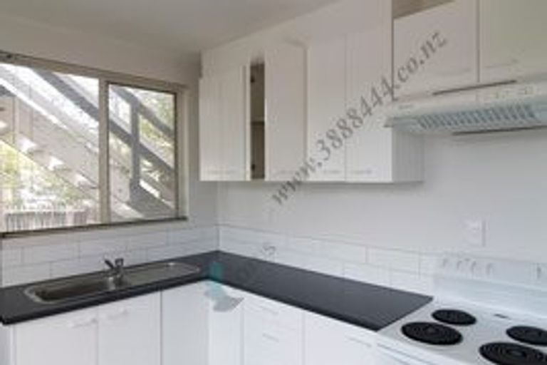 Photo of property in 4/42 Mathesons Road, Phillipstown, Christchurch, 8011