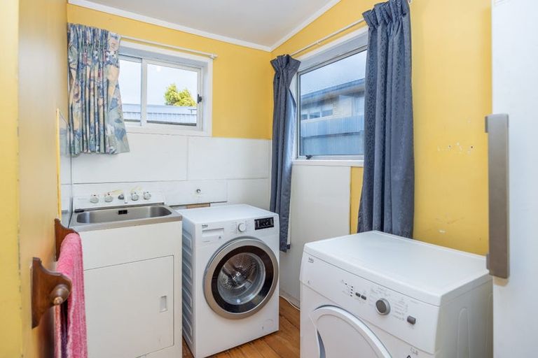 Photo of property in 21 Ridout Street, Maeroa, Hamilton, 3200