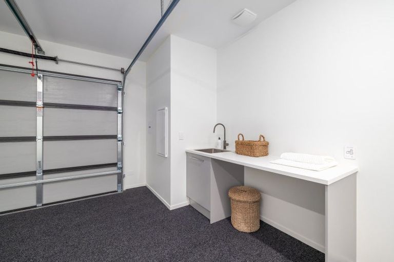 Photo of property in 121b Glandovey Road, Strowan, Christchurch, 8052