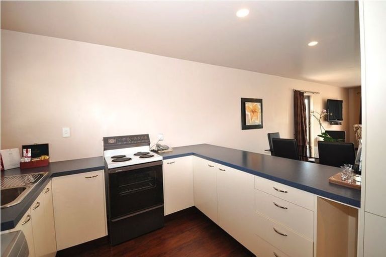 Photo of property in 93 Charles Street, Blenheim, 7201