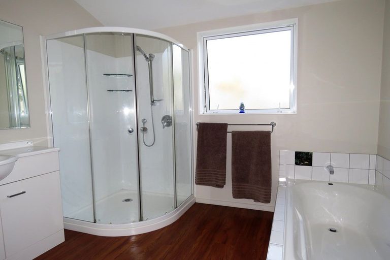 Photo of property in 24 Peel Street, Westport, 7825