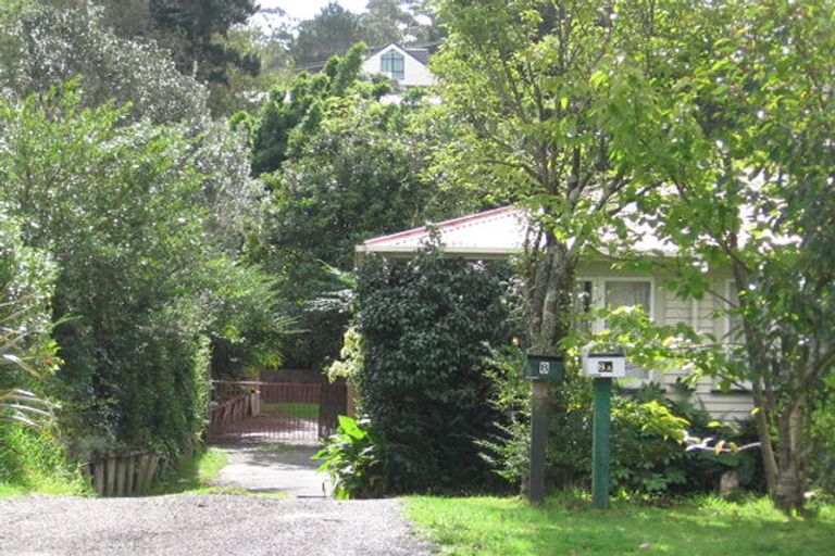 Photo of property in 8 Woodside Road, Massey, Auckland, 0614