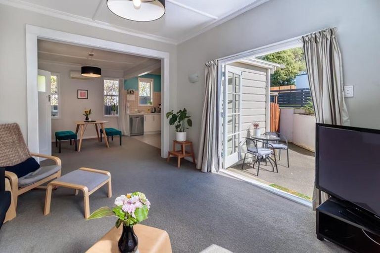 Photo of property in 23 Oakland Street, Andersons Bay, Dunedin, 9013