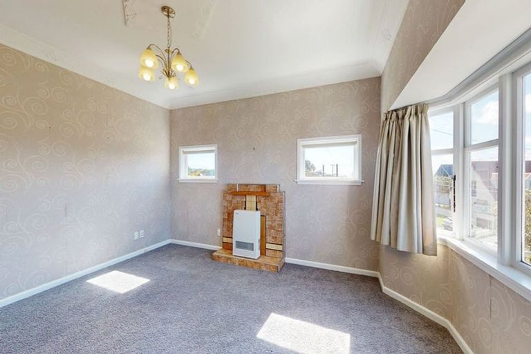 Photo of property in 168 The Ridgeway, Mornington, Wellington, 6021