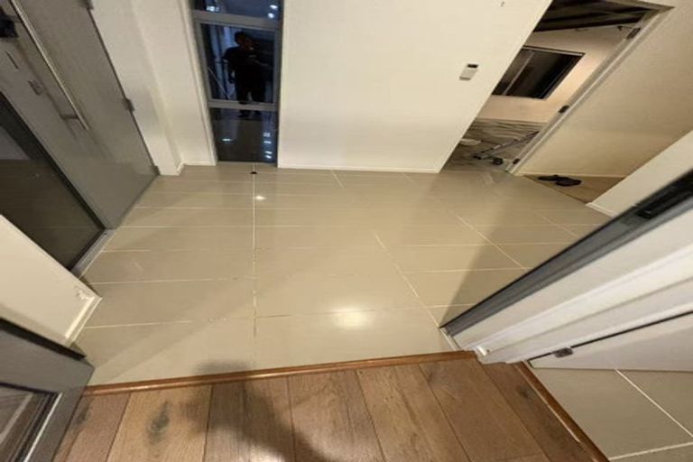 Photo of property in 1 Sunshine Boulevard, Sunnyvale, Auckland, 0612