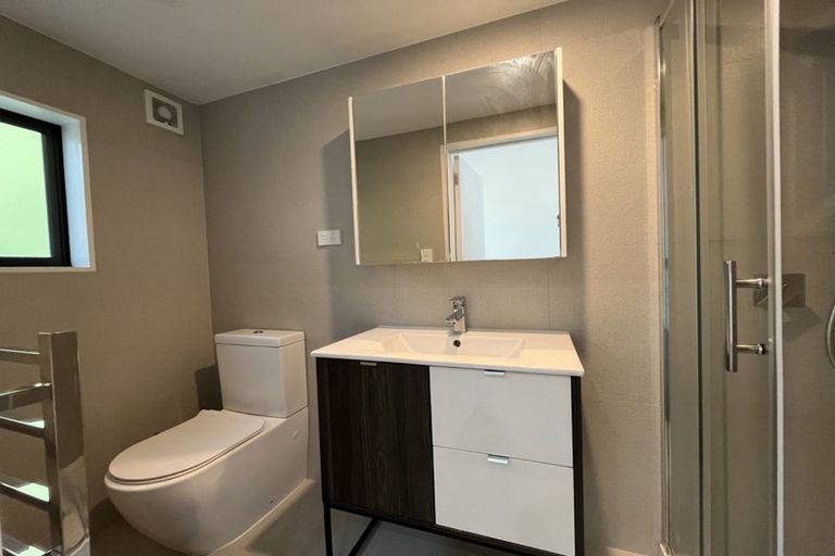 Photo of property in 12 Rangimarie Close, Opaheke, Papakura, 2113