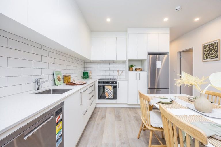 Photo of property in 2/12 Stackhouse Avenue, Bishopdale, Christchurch, 8053