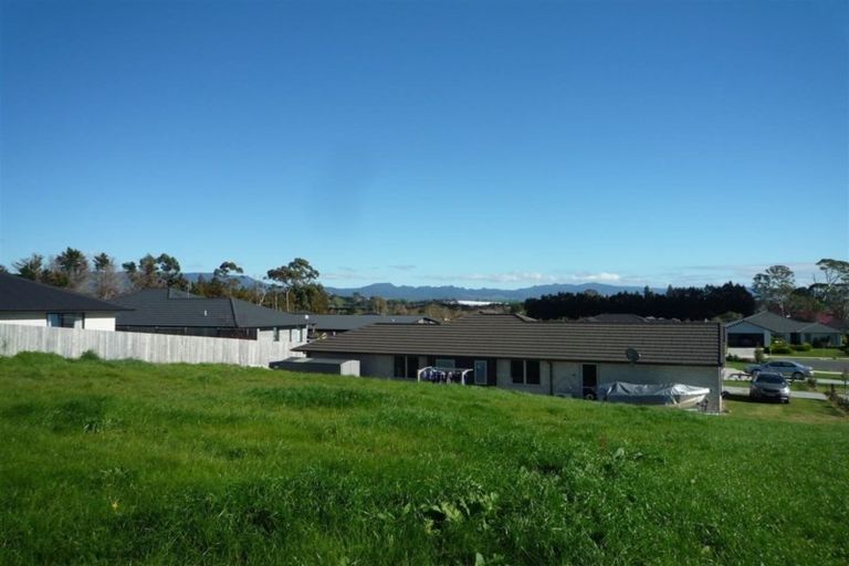 Photo of property in 8 Madeleine Place, Omokoroa, 3114