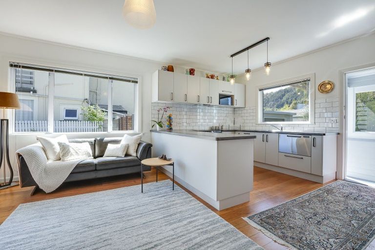 Photo of property in 17 Tasman Street, The Wood, Nelson, 7010