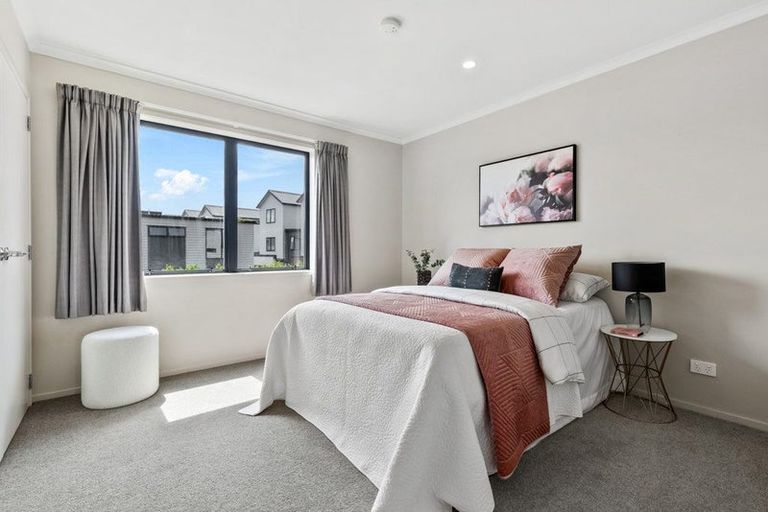 Photo of property in 7/6 Onekiritea Road, Hobsonville, Auckland, 0616