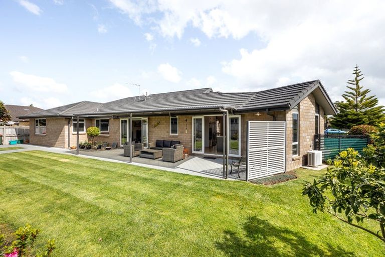 Photo of property in 18 Moonlight Drive, Rototuna North, Hamilton, 3210