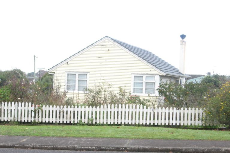 Photo of property in 25 Bowater Place, Manurewa, Auckland, 2102