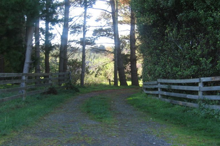 Photo of property in 153 Hewitts Road, Linton, Palmerston North, 4472