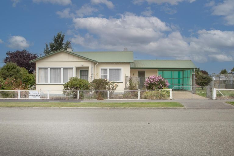 Photo of property in 33 Balmoral Street, Oamaru North, Oamaru, 9400