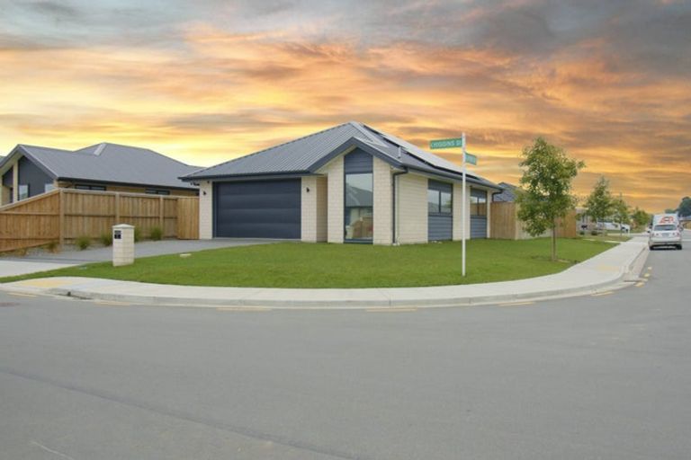 Photo of property in 1 Ellmers Street, Woodend, 7610