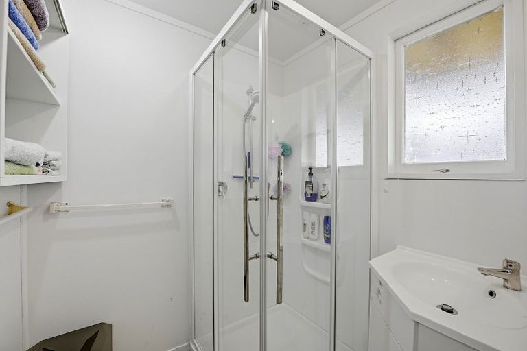 Photo of property in 13 Okura River Road, Okura, Albany, 0792