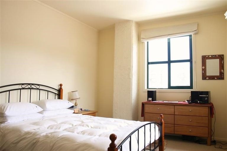 Photo of property in Tennyson Apartments, 16/25 Tennyson Street, Te Aro, Wellington, 6011