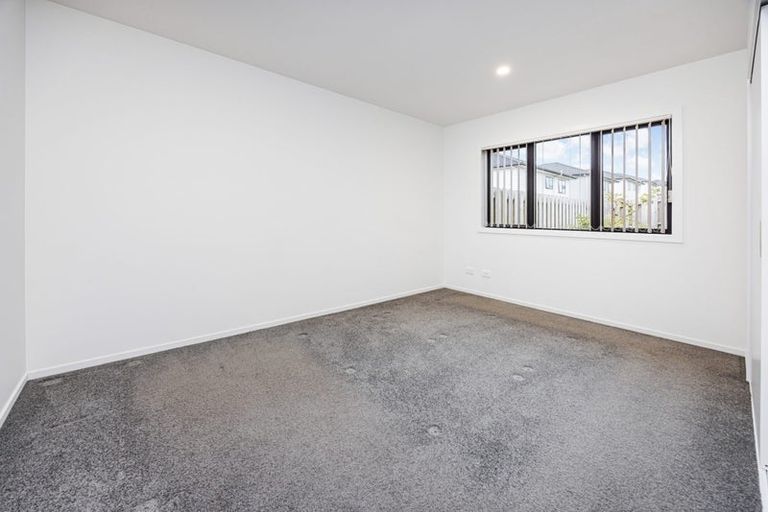 Photo of property in 7 Kapuarangi Lane, Papakura, 2110