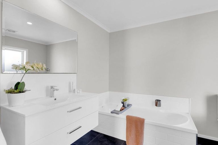 Photo of property in 7 Ridgedale Crescent, Flagstaff, Hamilton, 3210