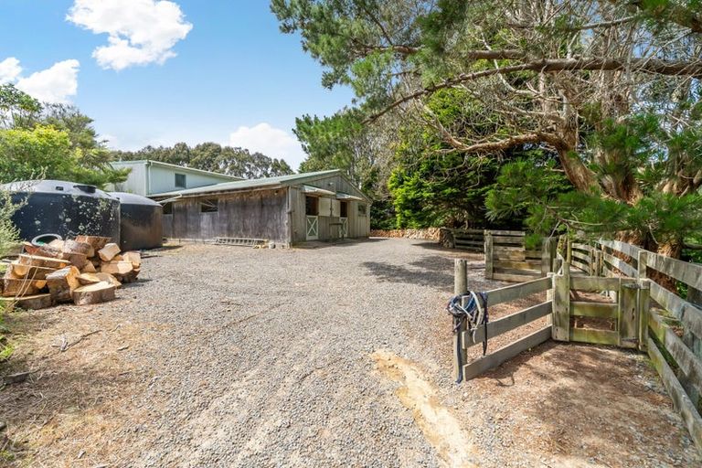Photo of property in 97a Coroglen Rise, Pukerua Bay, 5026