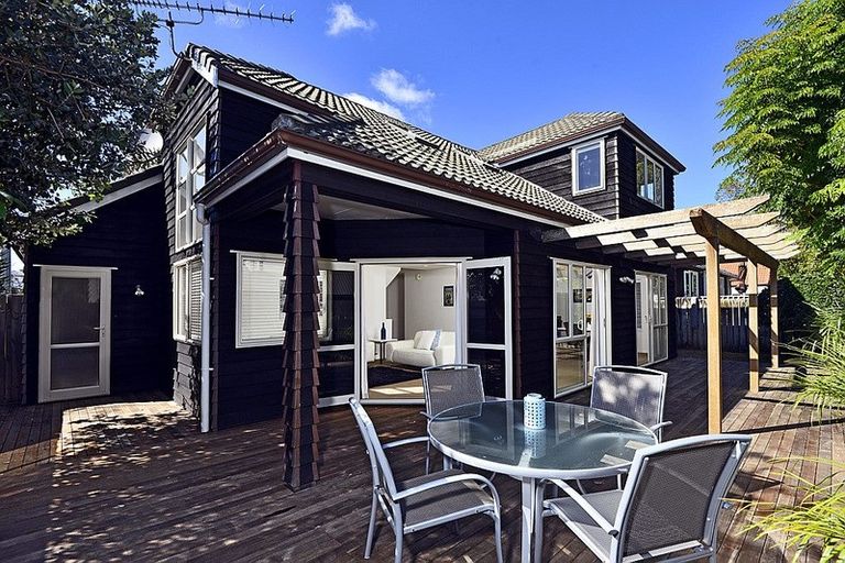 Photo of property in 51 Hart Road, Hauraki, Auckland, 0622