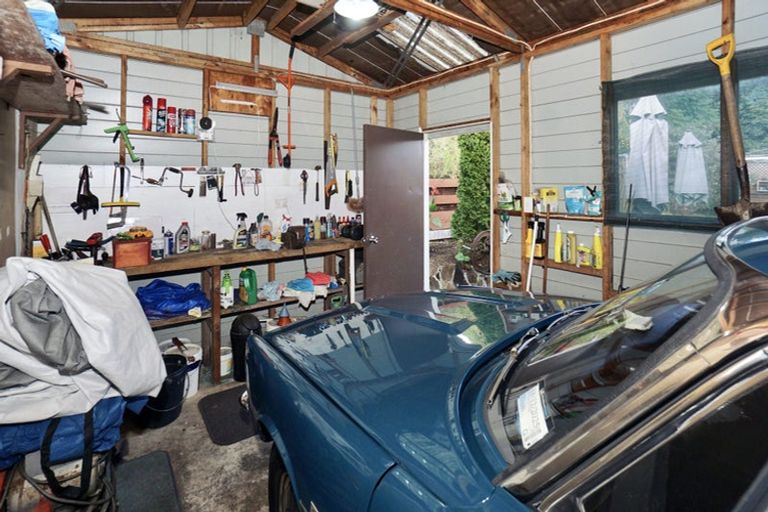 Photo of property in 100b Boucher Avenue, Te Puke, 3119