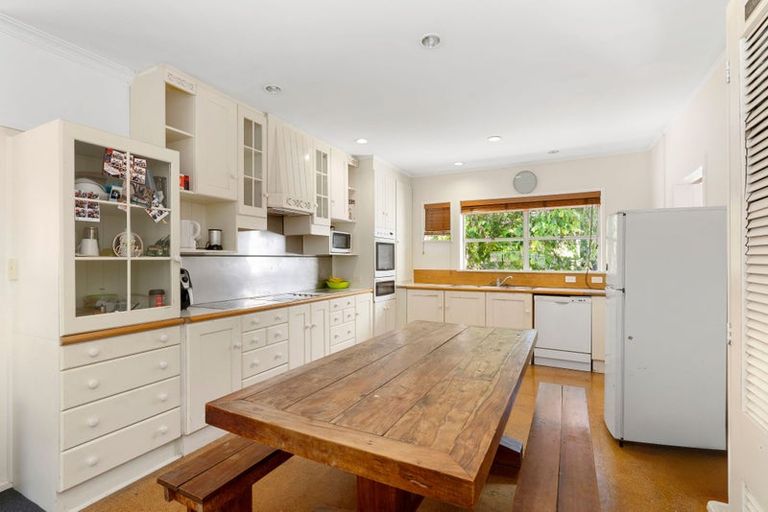 Photo of property in 14 Matatua Road, Raumati Beach, Paraparaumu, 5032