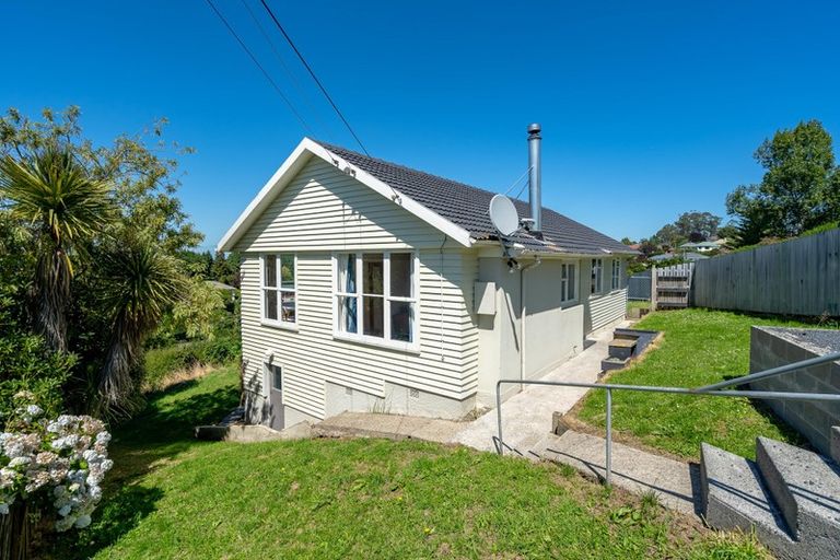 Photo of property in 27 Hanlon Street, Halfway Bush, Dunedin, 9010