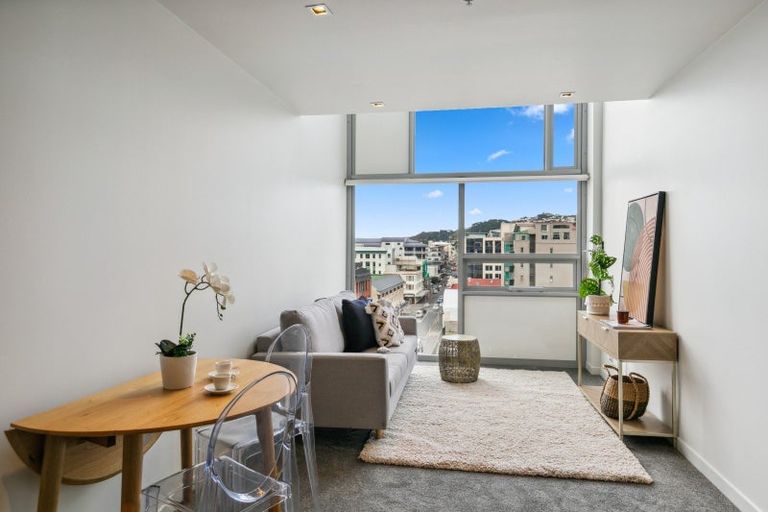 Photo of property in Monument Apartments, 7h/245 Wakefield Street, Te Aro, Wellington, 6011
