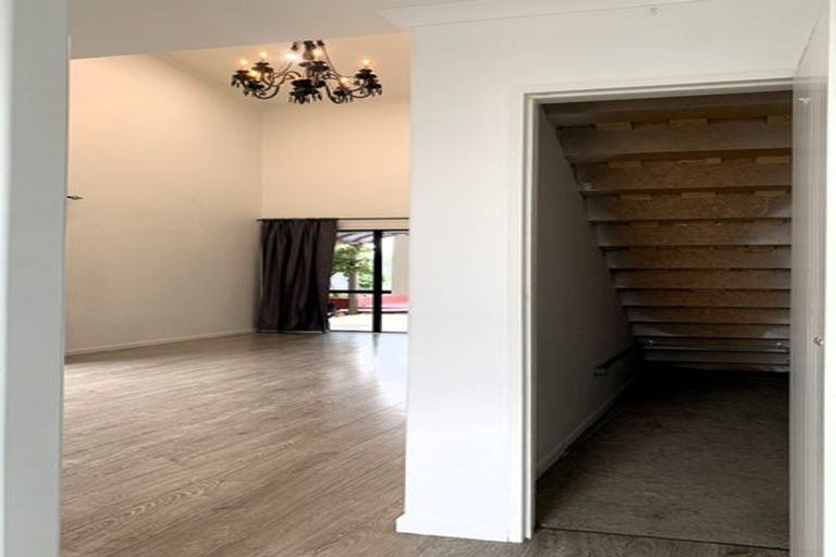 Photo of property in 23 Matata Drive, Takanini, 2112