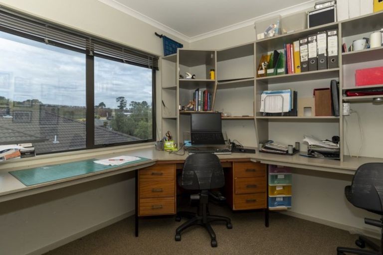 Photo of property in 52 Inverness Drive, Pyes Pa, Tauranga, 3112