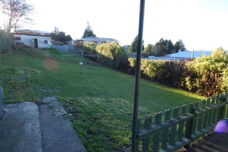Photo of property in 19 Frances Street, Balclutha, 9230