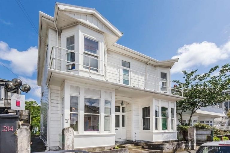 Photo of property in 212 The Terrace, Wellington Central, Wellington, 6011